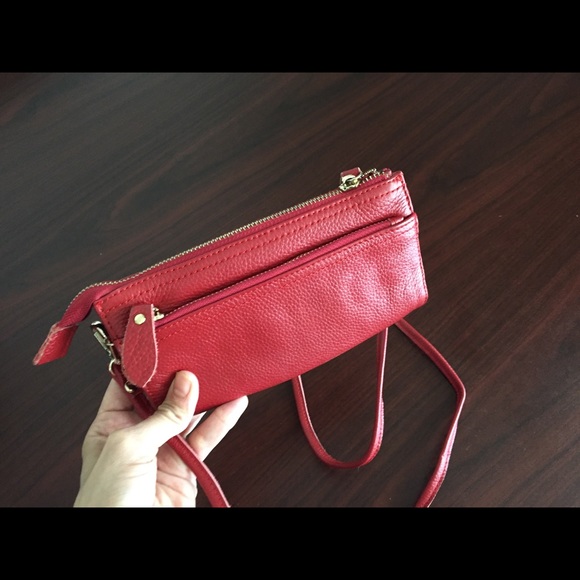 SOLD*Red leather crossbody bag - Picture 6 of 14